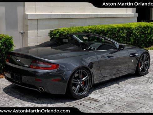 Used 2009 Aston Martin V8 Vantage Roadster RWD image 24