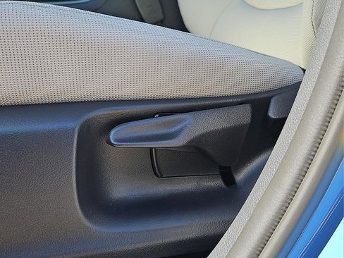 New 2026 Toyota Corolla Cross LE image 19