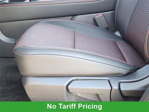 New 2026 Nissan Kicks SR image 19