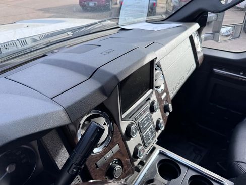 Used 2016 Ford F250 Platinum image 43