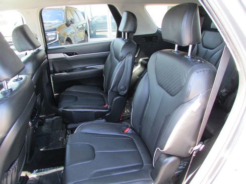 Used 2024 Hyundai Palisade SEL FWD image 33