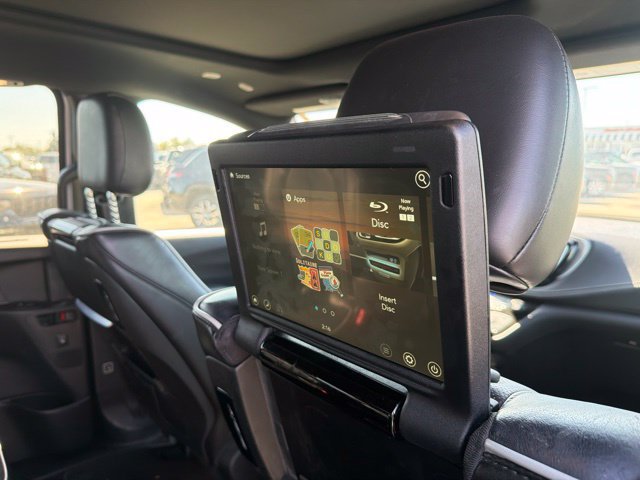 Used 2020 Chrysler Pacifica Limited w/ Advanced Safetytec Group FWD image 7