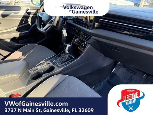 Certified 2025 Volkswagen Jetta Sport image 10