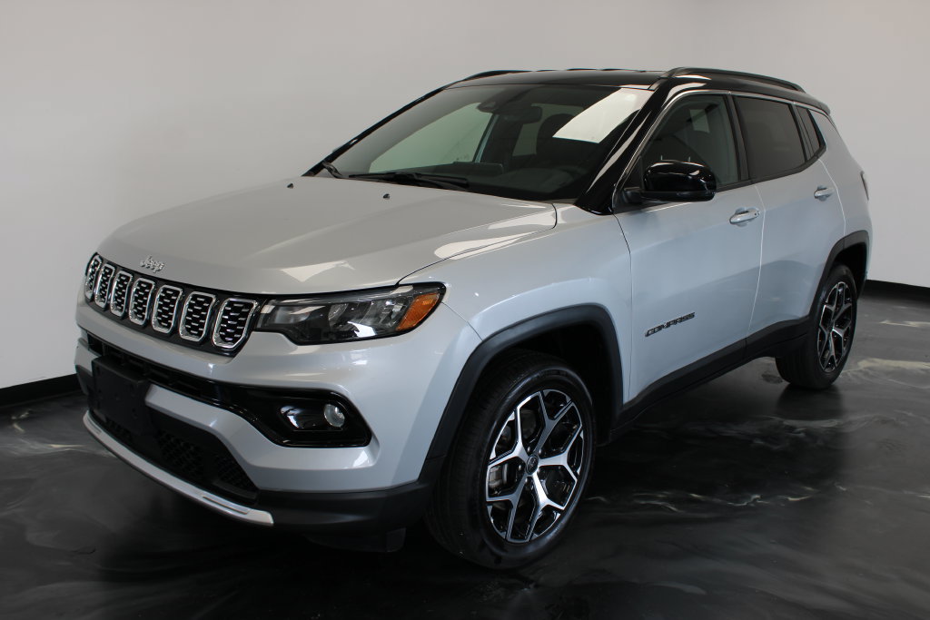 Used 2025 Jeep Compass Limited AWD/4WD image 17