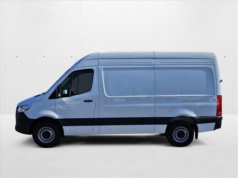 New 2025 Mercedes-Benz Sprinter 2500 image 8