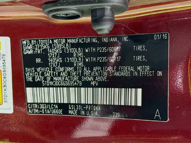 Used 2016 Toyota Sienna XLE w/ XLE Navigation Package FWD image 32