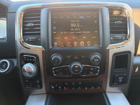 Used 2016 RAM 1500 Laramie w/ Convenience Group AWD/4WD image 26