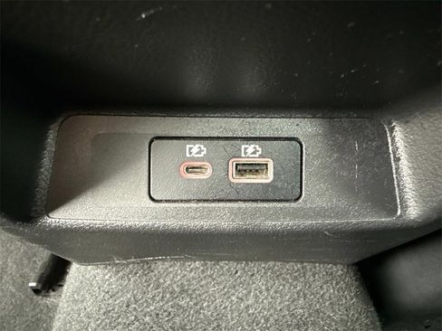 Used 2024 Nissan Altima 2.5 SV image 22