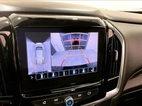 Used 2021 Chevrolet Traverse RS image 14