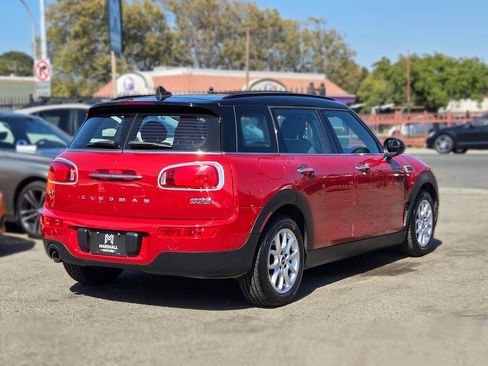 Used 2016 MINI Cooper Clubman FWD image 4
