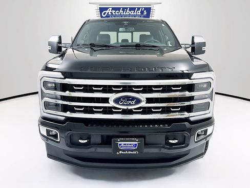Used 2024 Ford F350 Platinum w/ FX4 Off-Road Package image 2