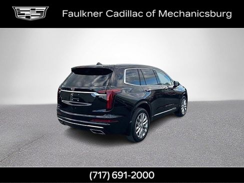 Used 2023 Cadillac XT6 Premium Luxury AWD/4WD image 4