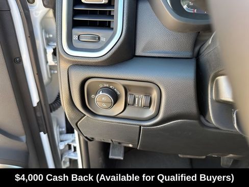 New 2026 RAM 2500 Laramie w/ Night Edition AWD/4WD image 29