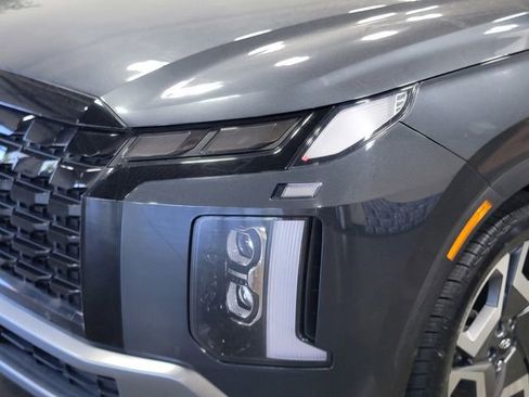 Used 2024 Hyundai Palisade Limited AWD/4WD image 9