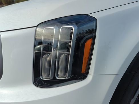 New 2025 Kia Telluride S image 10