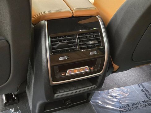 Used 2022 BMW X5 xDrive40i w/ M Sport Package image 19