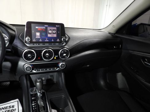 Used 2021 Nissan Sentra SV FWD image 12