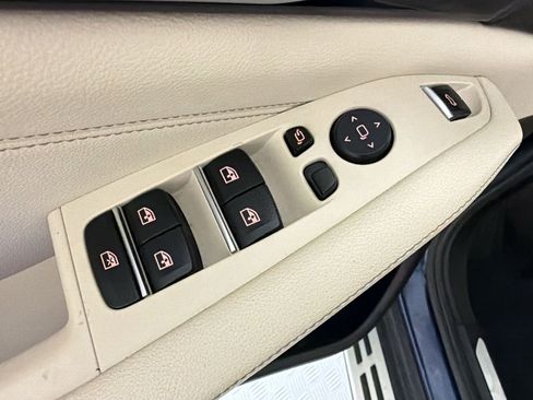 Used 2019 BMW X5 xDrive40i w/ Convenience Package AWD/4WD image 10