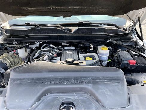 Used 2025 RAM 2500 Big Horn AWD/4WD image 37