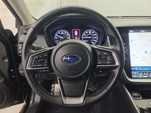 Used 2025 Subaru Outback Premium AWD/4WD image 29