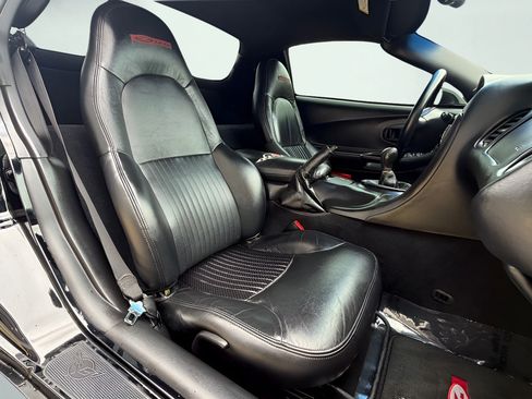 Used 2003 Chevrolet Corvette Z06 w/ Memory Package, 3 Drivers RWD image 11
