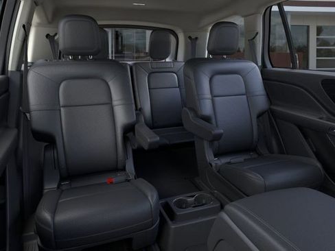 New 2026 Lincoln Aviator AWD image 11