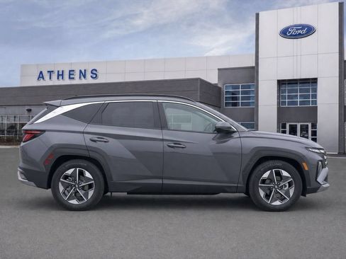 Used 2025 Hyundai Tucson SEL FWD image 8