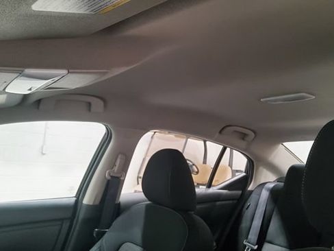 Used 2023 Nissan Sentra S FWD image 16