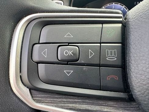 Used 2024 Jeep Wagoneer L Series II image 21