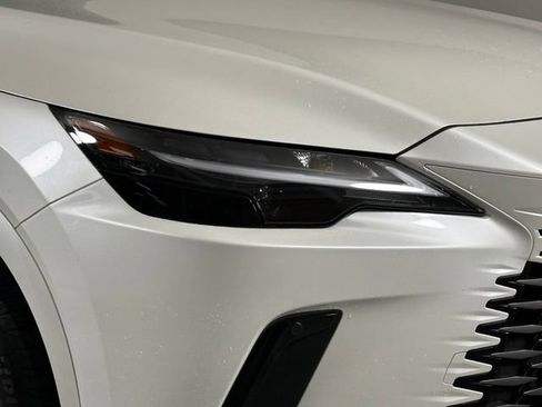 Used 2025 Lexus RX 350 Premium w/ Accessory Package (Z1) FWD image 16