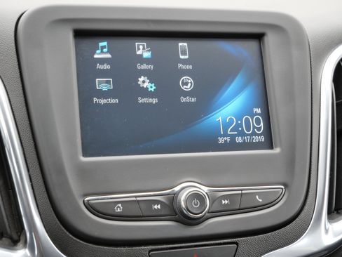 Used 2018 Chevrolet Equinox LT image 21