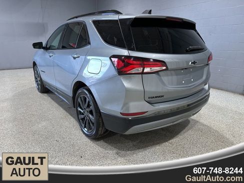 Used 2023 Chevrolet Equinox RS image 6
