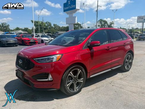 Used 2020 Ford Edge ST w/ Equipment Group 401A AWD/4WD image 3