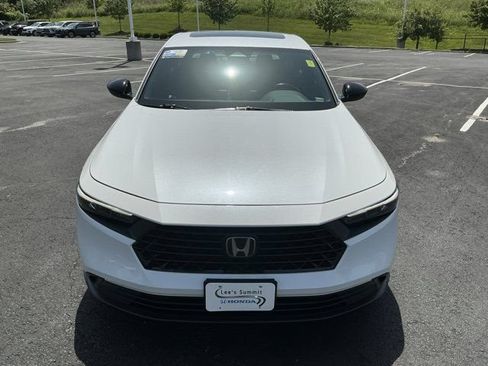Used 2023 Honda Accord Sport image 10