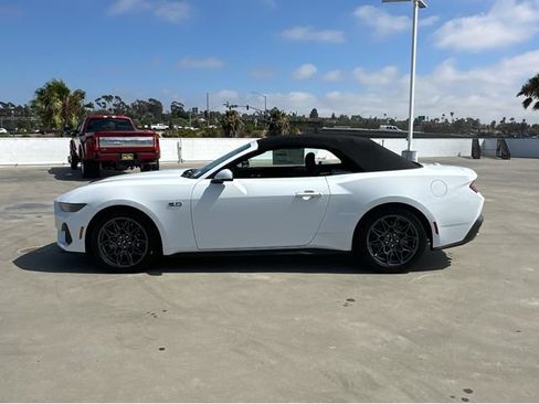 New 2026 Ford Mustang GT Premium w/ GT Performance Package RWD image 38