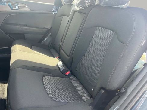 New 2025 Kia Sportage LX FWD image 20