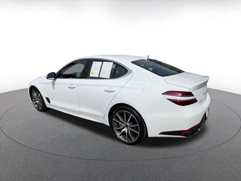 Used 2025 Genesis G70 2.5T image 10