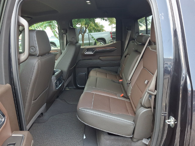 Used 2024 GMC Sierra 1500 Denali w/ Technology Package AWD/4WD image 7