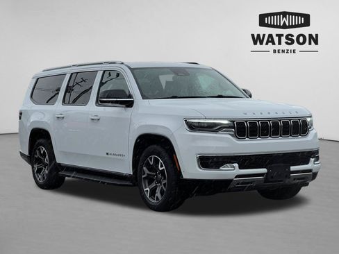 Used 2024 Jeep Wagoneer L Series III w/ Flexible Seating Group AWD/4WD image 1