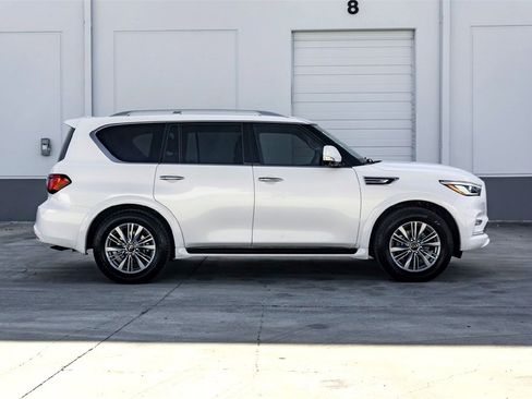 Used 2024 INFINITI QX80 Luxe image 4