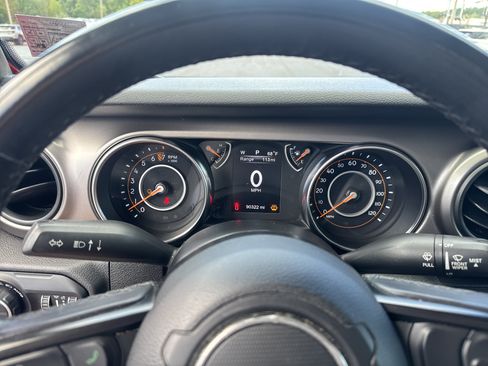 Used 2020 Jeep Gladiator Sport w/ Quick Order Package 24S AWD/4WD image 20