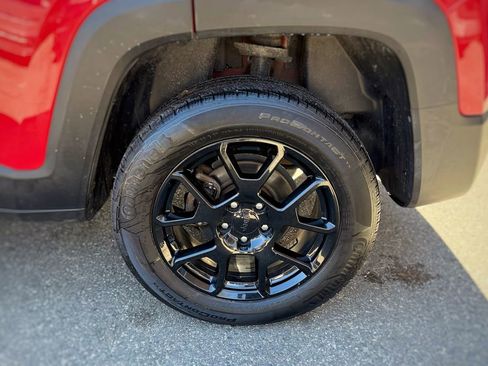 Used 2020 Jeep Renegade Altitude image 14