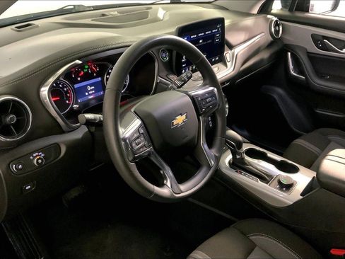 Used 2025 Chevrolet Blazer LT w/ Convenience Package AWD/4WD image 14