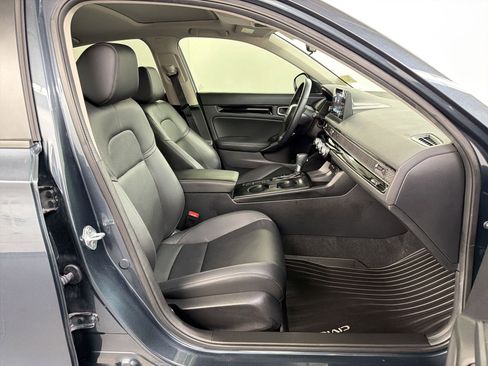 Certified 2024 Honda Civic EX-L image 30