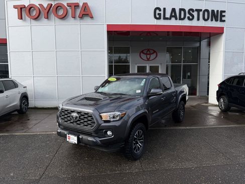Certified 2023 Toyota Tacoma TRD Sport image 1