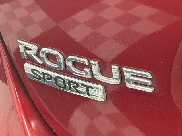 Certified 2021 Nissan Rogue Sport SV FWD image 9