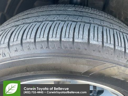 Used 2024 Subaru Ascent Premium w/ Convenience Package image 28