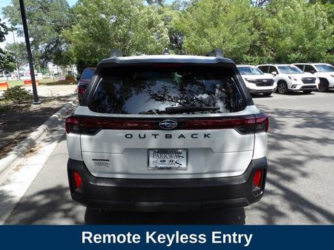 Certified 2026 Subaru Outback Touring AWD/4WD image 8