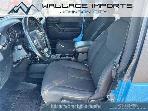 Used 2017 Jeep Wrangler Sport w/ Quick Order Package 24S AWD/4WD image 14