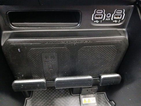 Used 2023 RAM 1500 Limited AWD/4WD image 6